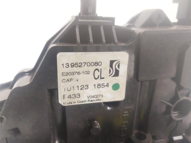 Fecho da porta dianteira esquerda Peugeot/Citroen 1676851680 preço, a partir de 119,39 USD