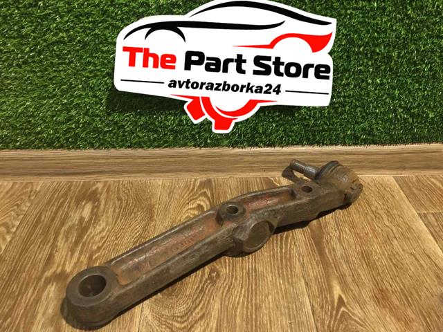 93815025 Iveco Braço oscilante superior esquerdo de suspensão dianteira