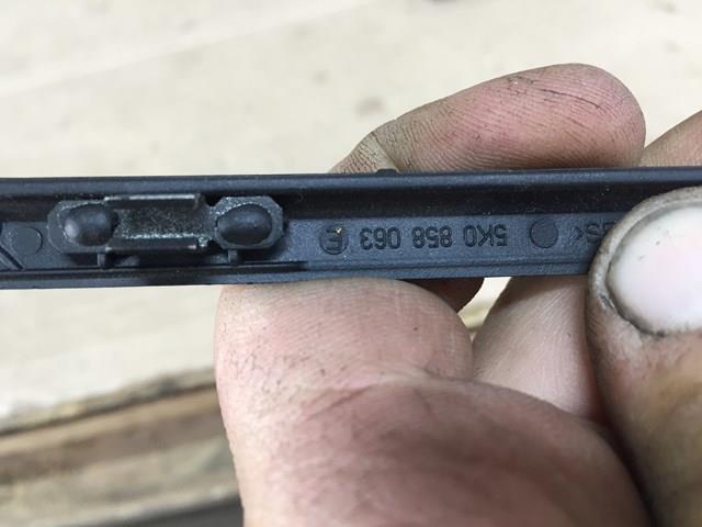  VAG 5K0858063