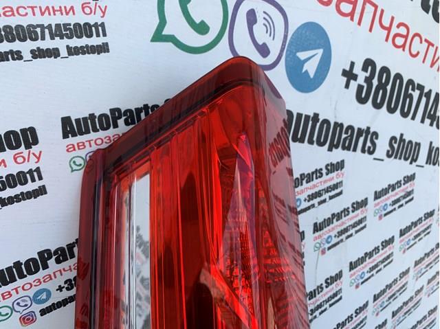 Lanterna traseira esquerda 5801523220 Iveco