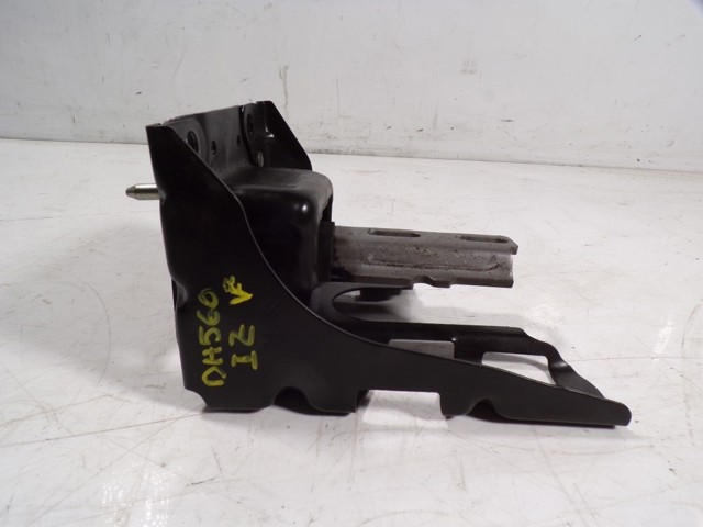 Consola de coxim (apoio) esquerda de motor Peugeot/Citroen 9810216980 preço, a partir de 54,38 USD
