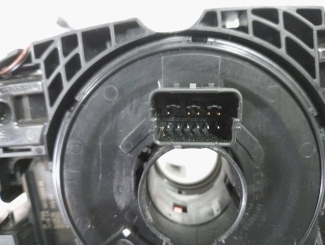 Comutador instalado na coluna da direção, montado Peugeot 3008 II MC, MR, MJ, M4
