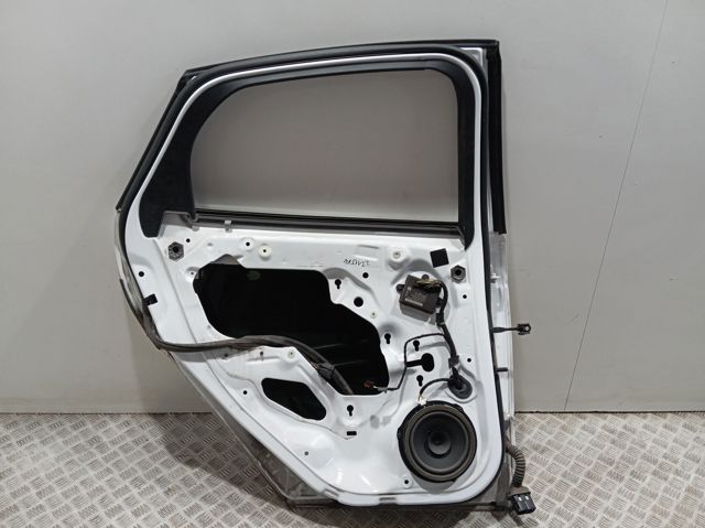 Compre 2172760 Ford Porta traseira esquerda
