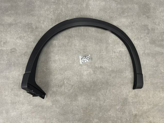 Compre KB7W51W60E Mazda Expansor esquerdo (placa sobreposta) de arco do pára-lama traseiro