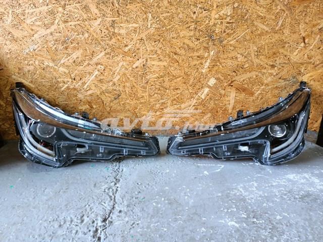 Luz direita Toyota 8111002S70 preço, a partir de 579,39 USD