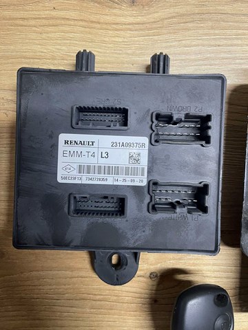 Módulo de direção (Centralina eletrônica) de motor Renault (RVI) 237104330S preço, a partir de 524,39 USD