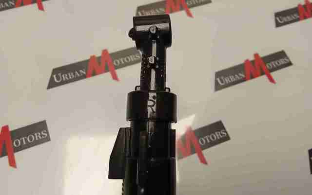 LR061218 Land Rover Injetor de fluido para lavador da luz dianteira direita