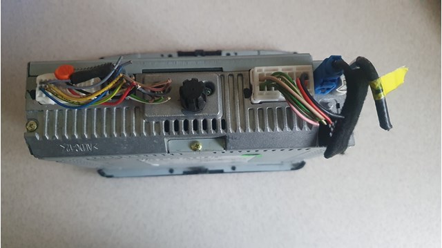 Aparelhagem de som (rádio AM/FM) Renault (RVI) 281153855R preço, a partir de 412,74 USD