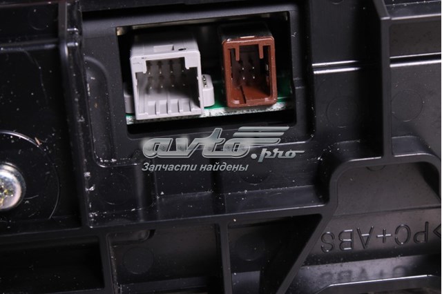 GML8611J0 Mazda Mostrador multifuncional
