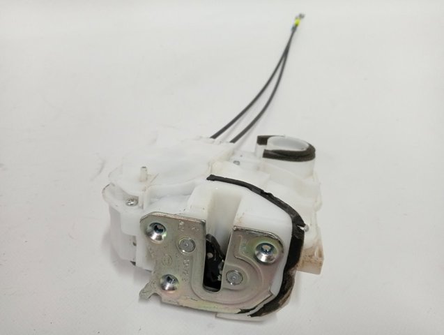 Fecho da porta dianteira direita A047218 Peugeot/Citroen