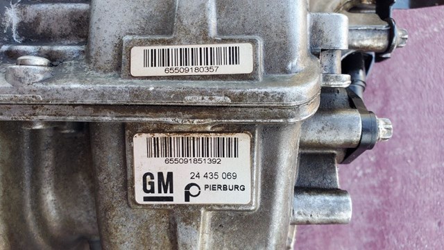 24435069 General Motors Tubo coletor de admissão