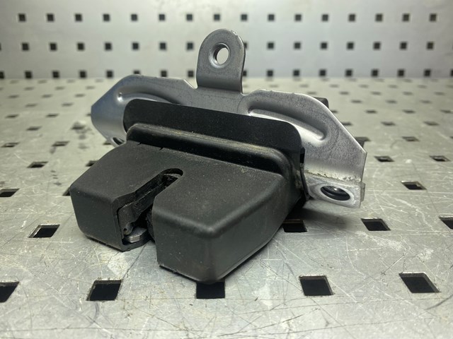 Fecho de tampa de porta-malas (de 3ª/5ª porta traseira) Ford GJ547843102AA preço, a partir de 66,40 USD