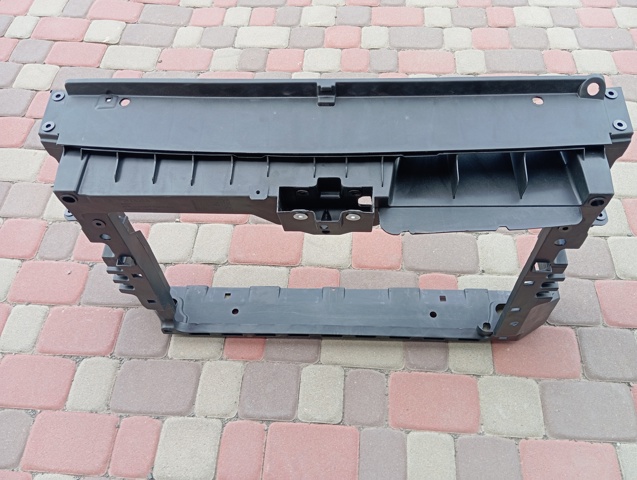 Suporte do radiador montado (painel de montagem de fixação das luzes) FPS FP7439200 preço, a partir de 104,53 USD