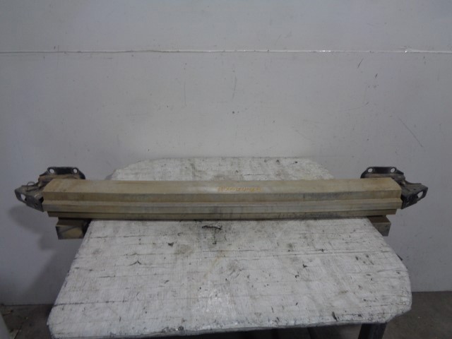 57712SA250 Subaru Reforçador do pára-choque dianteiro
