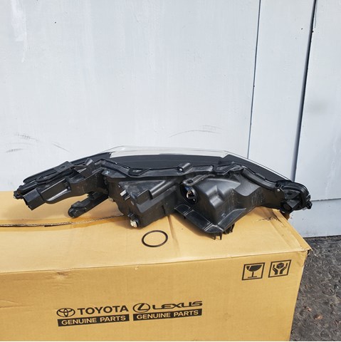 Compre 8118533D71 Toyota Luz esquerda