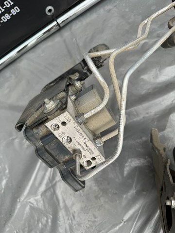 476609473R Renault (RVI) Unidade hidráulico de controlo ABS