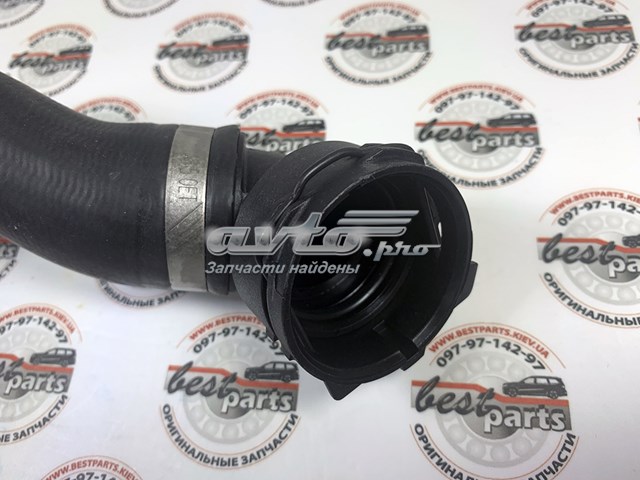Mangueira (cano derivado) do radiador de esfriamento superior Mercedes A2055018201 preço, a partir de 68,20 USD