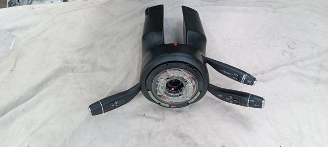 Comutador instalado na coluna da direção, montado Mercedes A24690063209051 preço, a partir de 624,13 USD
