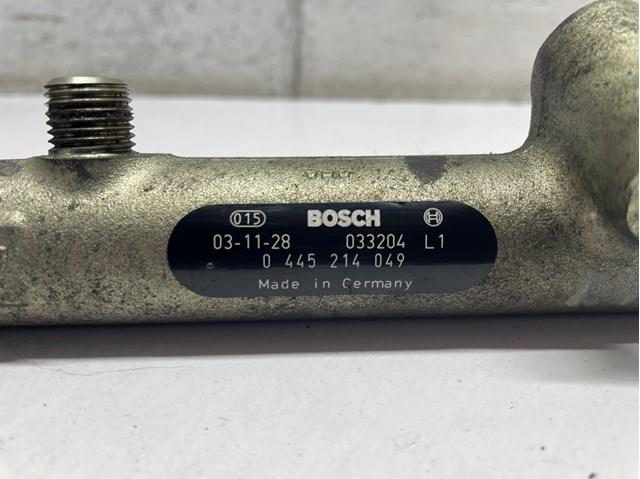 Compre 0445214049 Bosch Distribuidor de combustível (rampa)