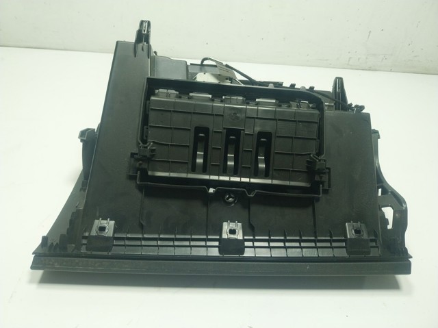 Compre 1776801200 Mercedes Caixa para porta-luvas (porta-luvas)