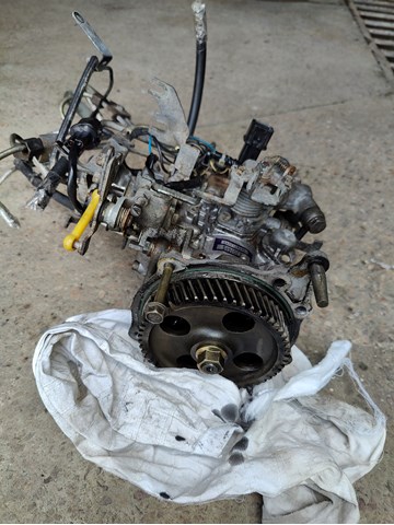 Roda dentada de engrenagem de cadeia da Bomba de Combustível de Pressão Alta Mitsubishi ME191640 preço, a partir de 183,50 USD
