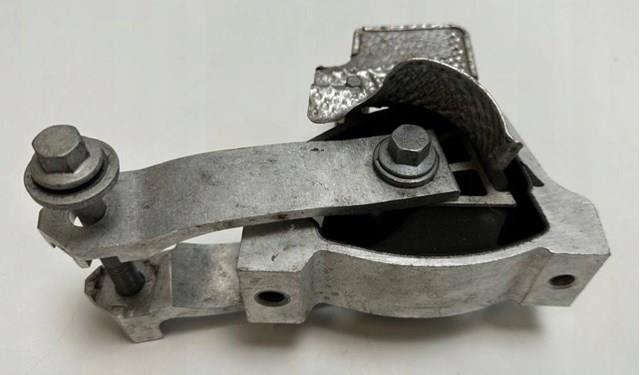 Coxim (suporte) traseiro de motor LR114070 Land Rover