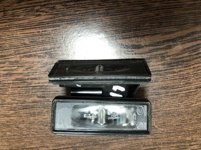 9815226680 Peugeot/Citroen Lanterna da luz de fundo de matrícula traseira
