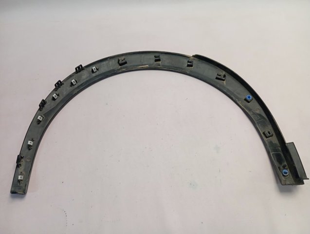 Expansor esquerdo (placa sobreposta) de arco do pára-lama traseiro Peugeot/Citroen 98257367XT preço, a partir de 96,57 USD