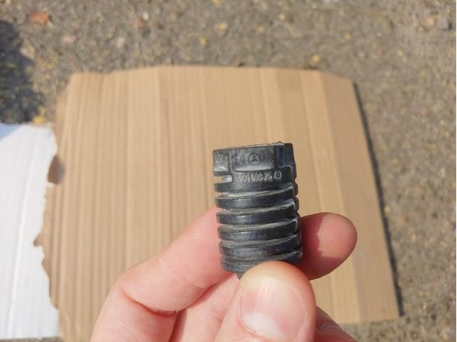 Pára-choque (grade de proteção) da capota A0019982540 Mercedes