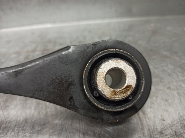 687863301 BMW 