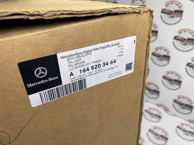 A1648203464 Mercedes Lanterna traseira direita