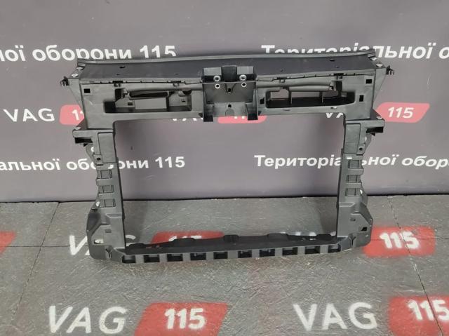 Suporte do radiador montado (painel de montagem de fixação das luzes) 956304 Polcar