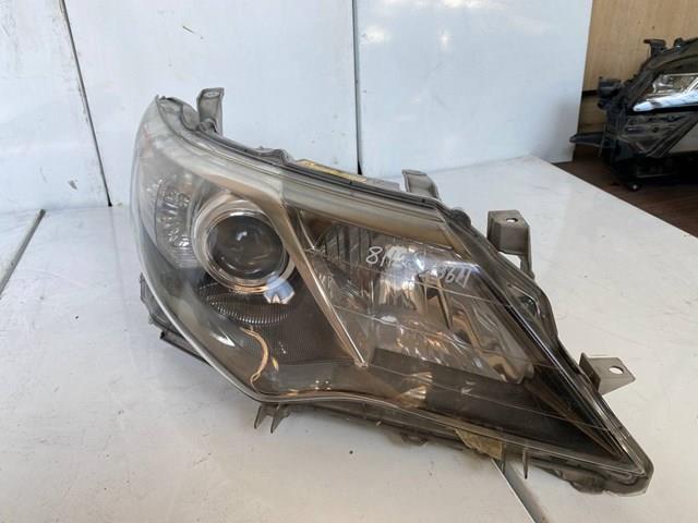 8113033611 Toyota Luz direita