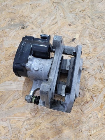 Suporte do freio traseiro esquerdo Tesla 104462300H preço, a partir de 140,70 USD