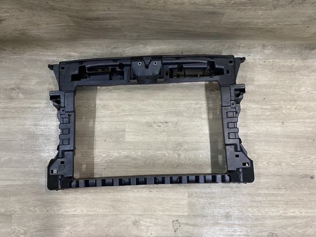 Suporte do radiador montado (painel de montagem de fixação das luzes) Polcar 956304 preço, a partir de 86,50 USD
