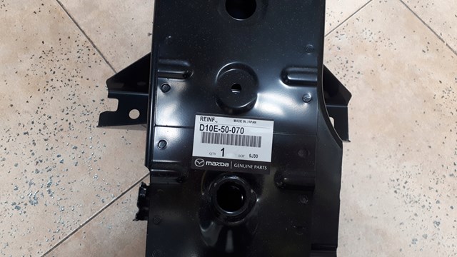 Reforçador do pára-choque dianteiro Mazda D10E50070 preço, a partir de 135,27 USD