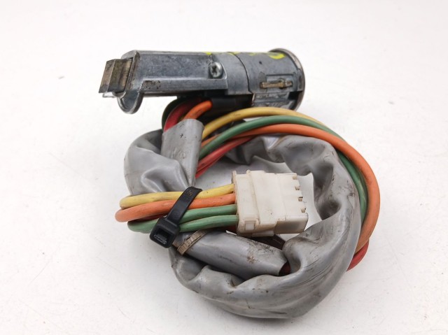 Fecho de ignição Peugeot/Citroen 416229 preço, a partir de 38,43 USD