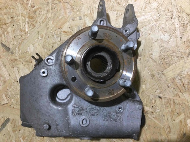 Pino moente (extremidade do eixo) traseiro esquerdo T4A1018 Jaguar