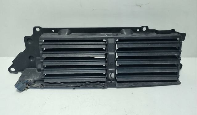 Perciana do radiador de esfriamento Land Rover LR102691 preço, a partir de 224,74 USD