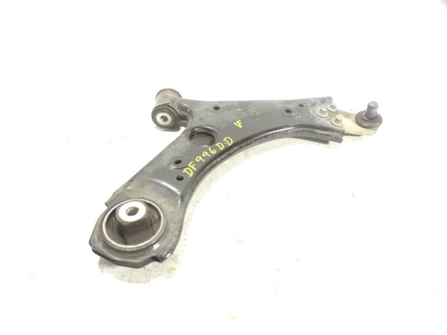 Braço oscilante inferior direito de suspensão dianteira Fiat/Alfa/Lancia 52082897