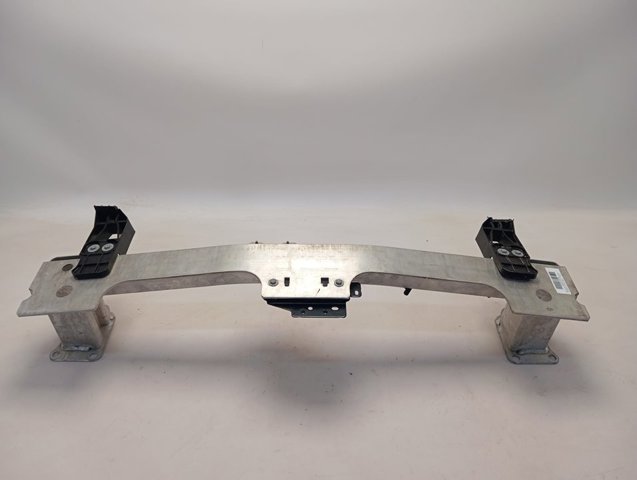 Reforçador do pára-choque dianteiro 9832864880 Peugeot/Citroen