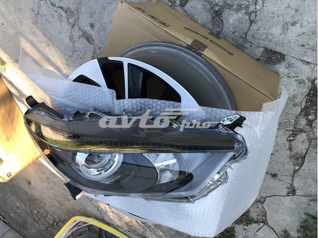 Compre 81130K0060 Toyota Luz direita