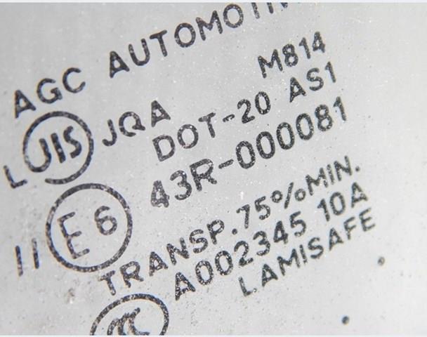 6102B381 Mitsubishi Pára-brisas