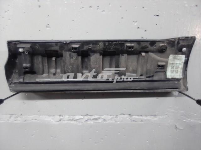 Moldura da porta traseira direita inferior Land Rover LR125992 preço, a partir de 312,45 USD