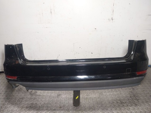 8W9807067AGRU VAG Pára-choque traseiro