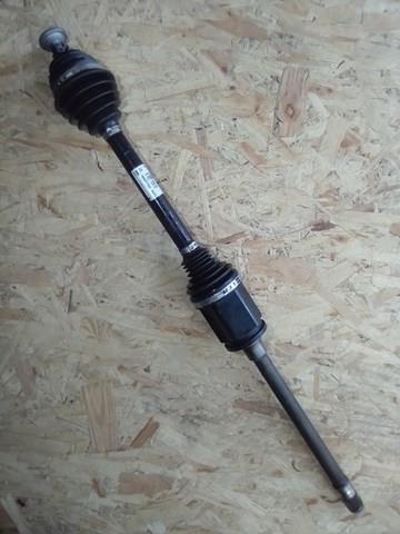 Semieixo (acionador) dianteiro direito 31608687782 BMW