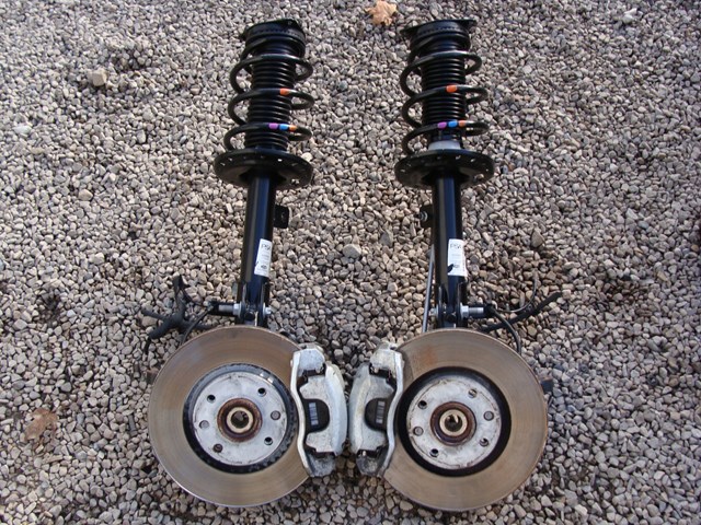 Amortecedor dianteiro esquerdo 9836654980 Peugeot/Citroen