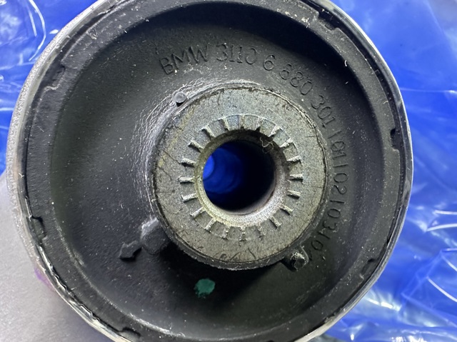  31108869738 BMW