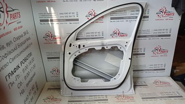 Porta dianteira direita Volvo 32345931
