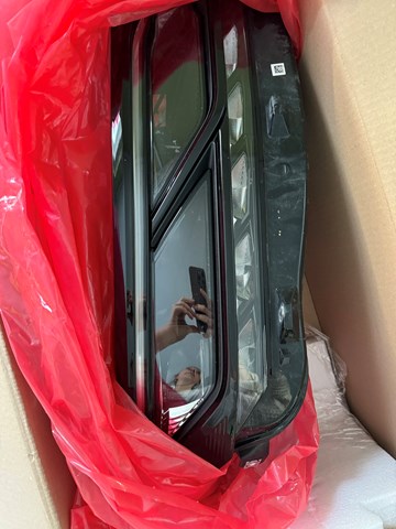 Luz direita VAG 761941082A preço, a partir de 2241,25 USD